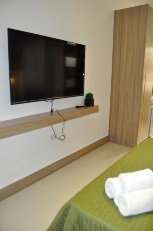 The Citywalk Suites Apartment Антиполо Номер фото